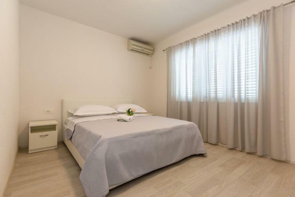 Tatijana Holiday Apartments ماكارسكا المظهر الخارجي الصورة
