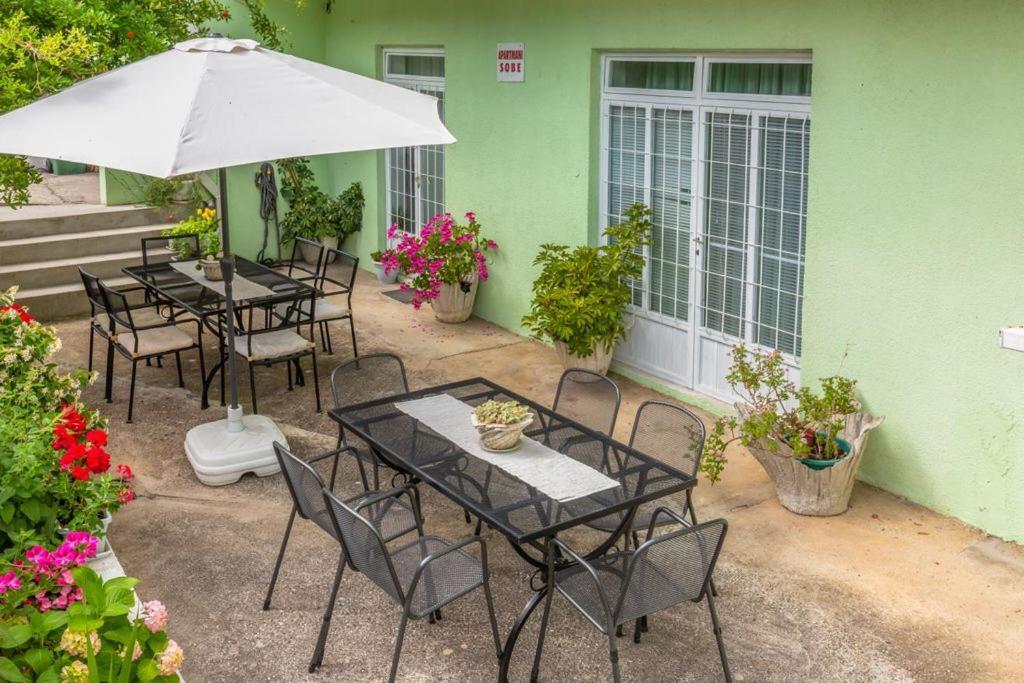 Tatijana Holiday Apartments ماكارسكا المظهر الخارجي الصورة